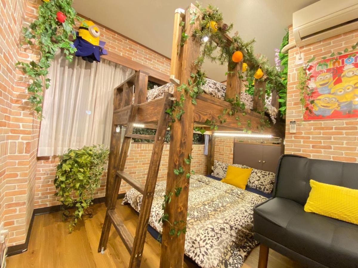 Hotel Orange House Osaka Bagian luar foto