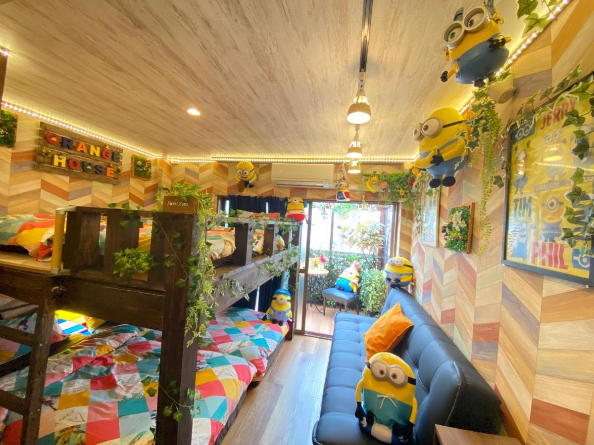 Hotel Orange House Osaka Bagian luar foto