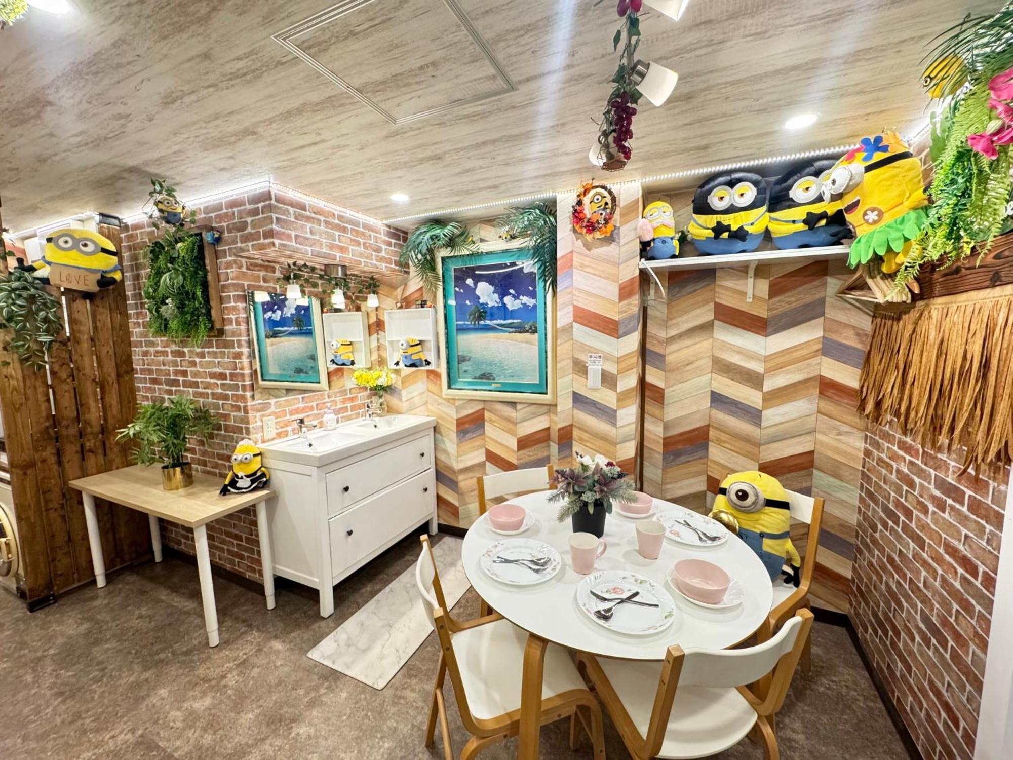 Hotel Orange House Osaka Bagian luar foto